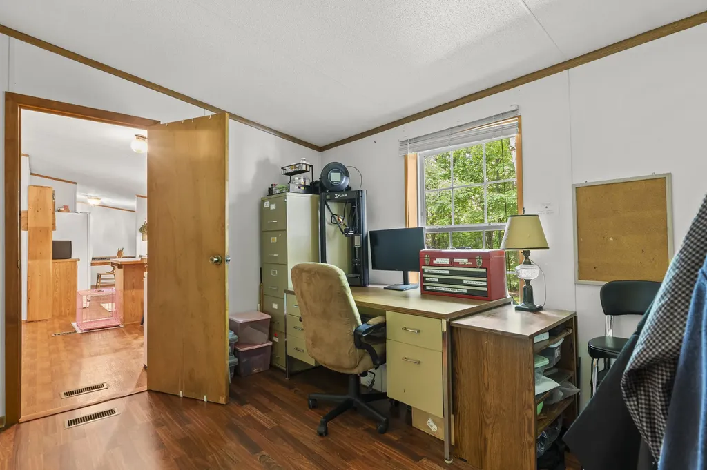 60 Pinnacle Road Liberty ME 04949