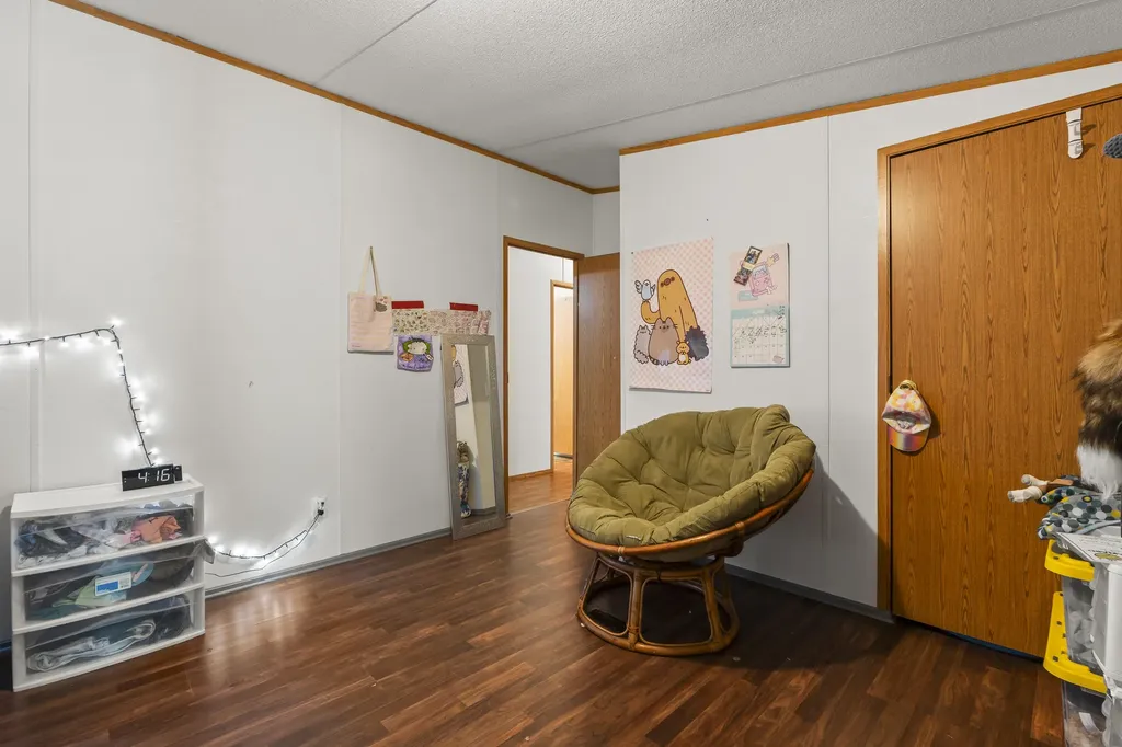 60 Pinnacle Road Liberty ME 04949