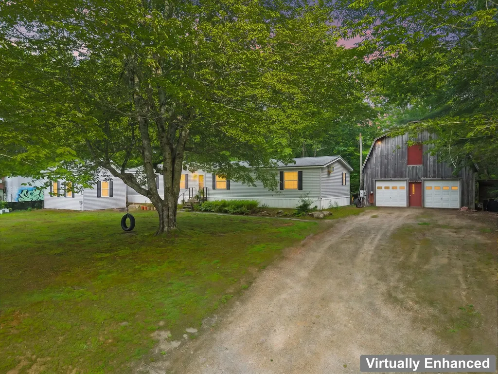 60 Pinnacle Road Liberty ME 04949