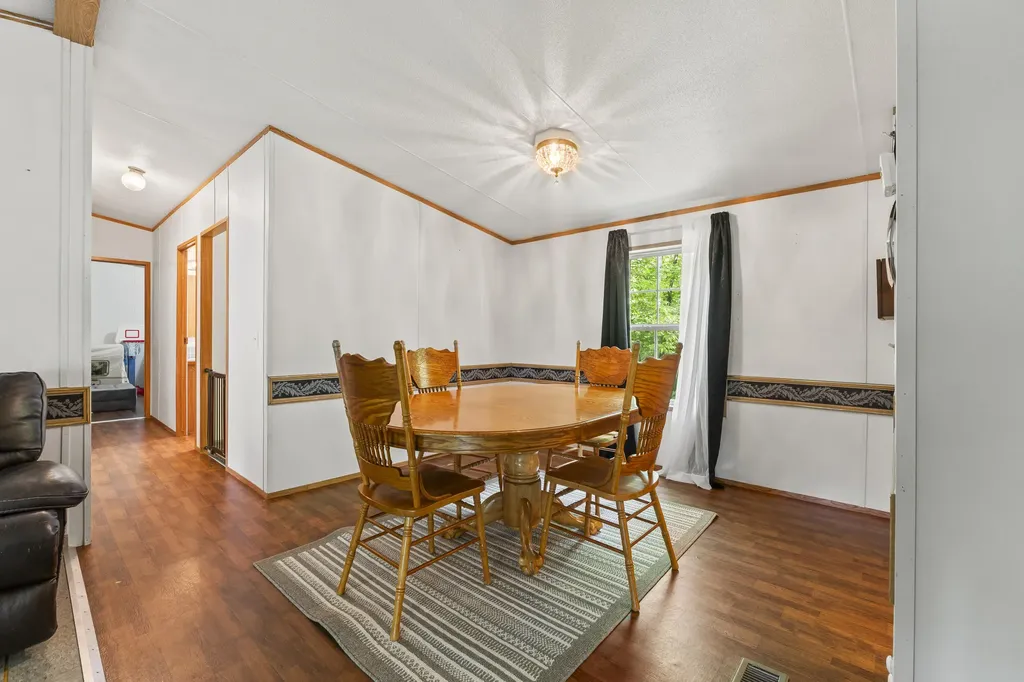 60 Pinnacle Road Liberty ME 04949