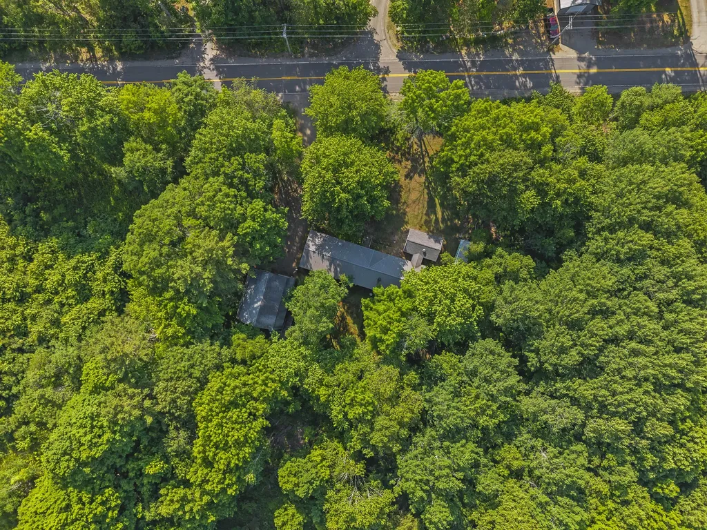 60 Pinnacle Road Liberty ME 04949