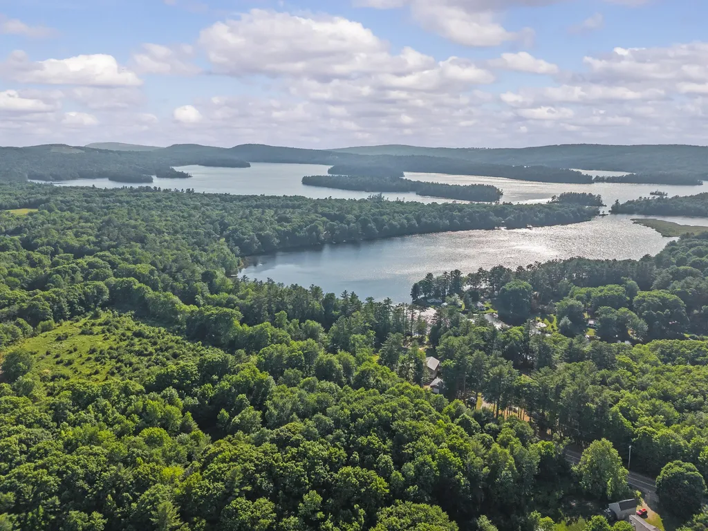 60 Pinnacle Road Liberty ME 04949