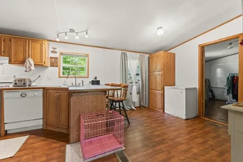 60 Pinnacle Road Liberty ME 04949