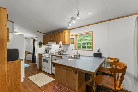 60 Pinnacle Road Liberty ME 04949