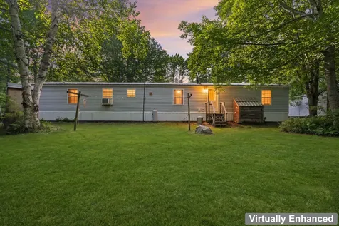 60 Pinnacle Road Liberty ME 04949