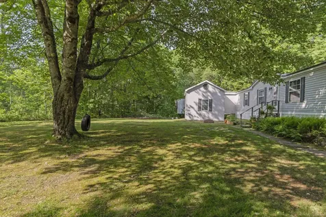 60 Pinnacle Road Liberty ME 04949