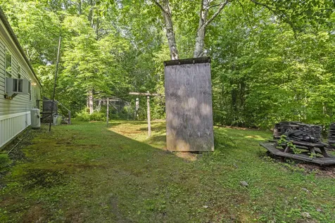 60 Pinnacle Road Liberty ME 04949