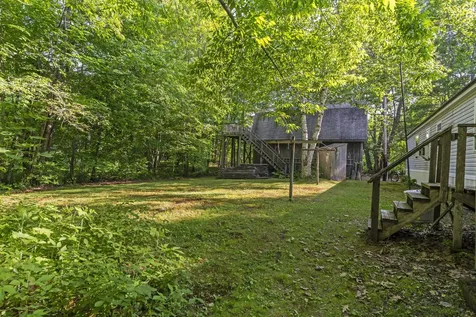 60 Pinnacle Road Liberty ME 04949