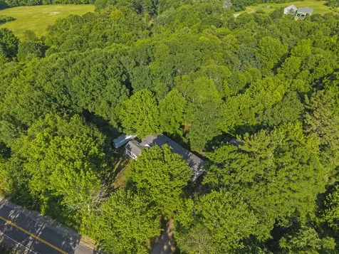 60 Pinnacle Road Liberty ME 04949