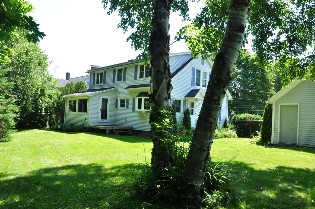 20 Allen Road Brewer ME 04412