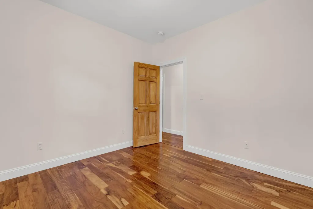 8 Orient Avenue Hampden ME 04444
