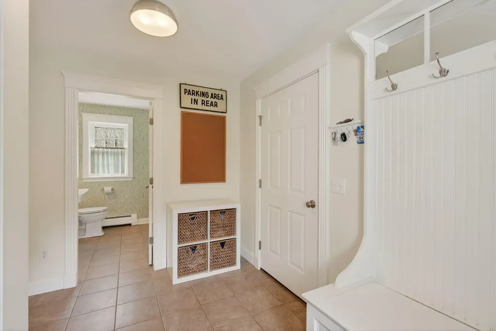 13 Cleaves Farm Road Falmouth ME 04105