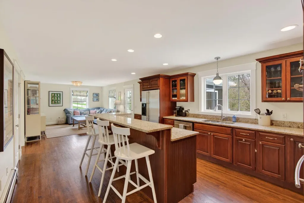 13 Cleaves Farm Road Falmouth ME 04105