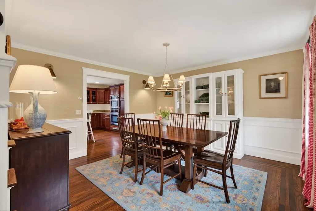 13 Cleaves Farm Road Falmouth ME 04105