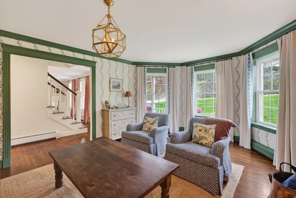 13 Cleaves Farm Road Falmouth ME 04105