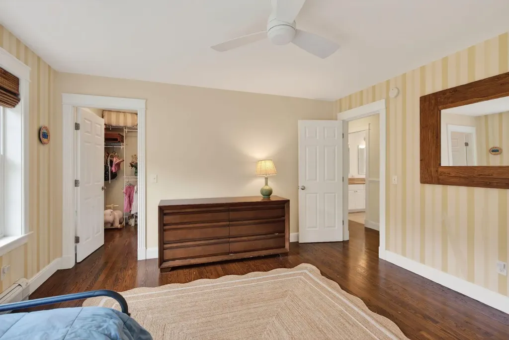 13 Cleaves Farm Road Falmouth ME 04105