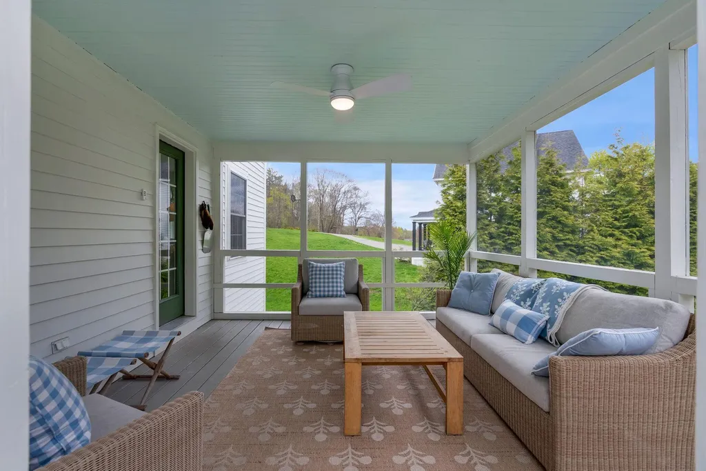 13 Cleaves Farm Road Falmouth ME 04105