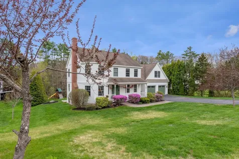 13 Cleaves Farm Road Falmouth ME 04105