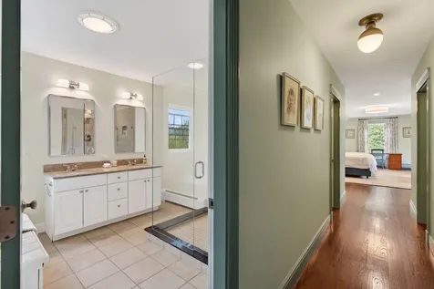 13 Cleaves Farm Road Falmouth ME 04105