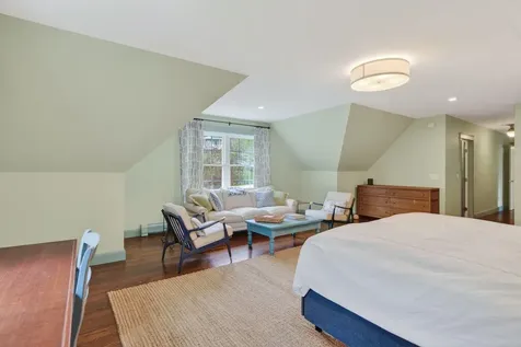 13 Cleaves Farm Road Falmouth ME 04105