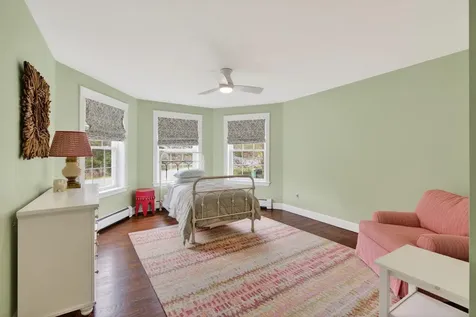 13 Cleaves Farm Road Falmouth ME 04105