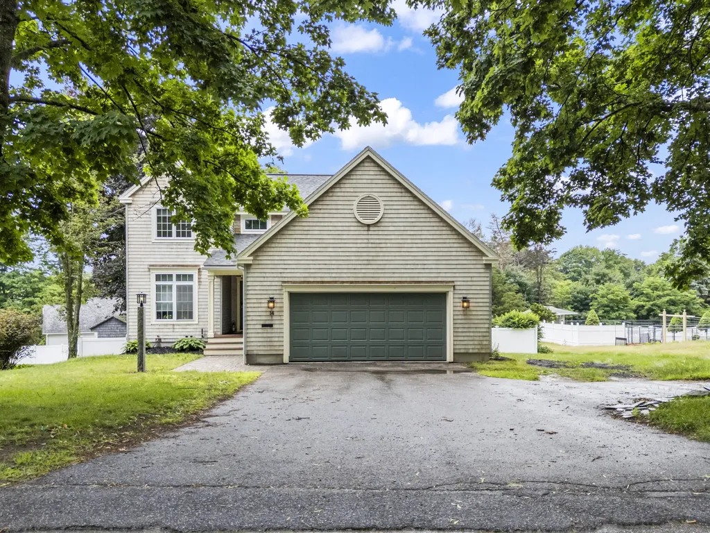 14 Flaggy Meadow Road Gorham ME 04038