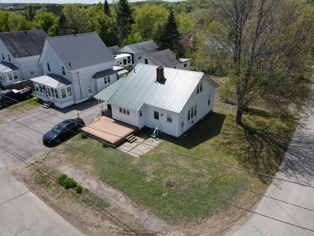 90 East Terrace Millinocket ME 04462