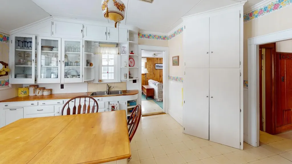 90 East Terrace Millinocket ME 04462
