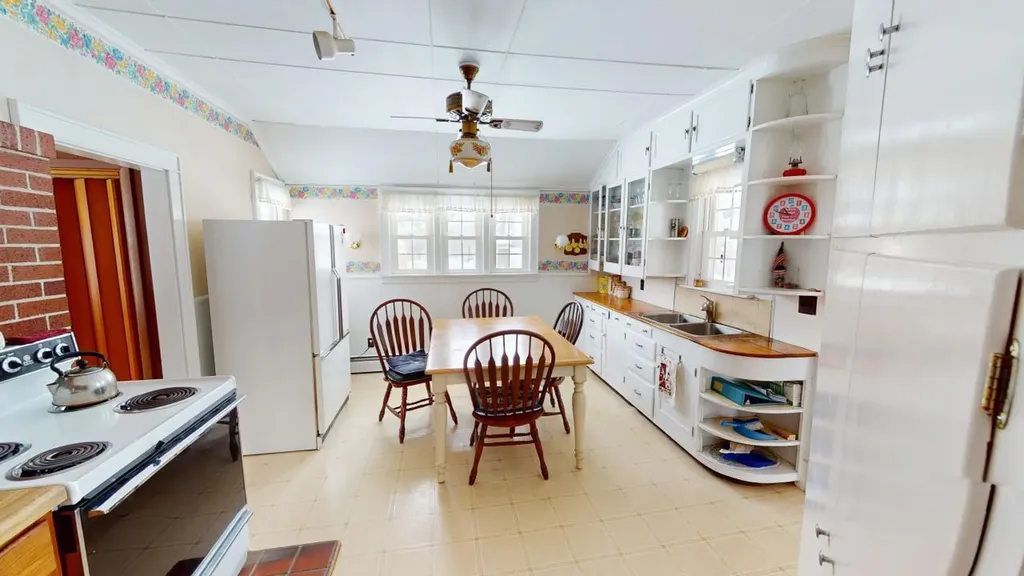 90 East Terrace Millinocket ME 04462