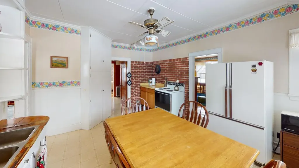 90 East Terrace Millinocket ME 04462