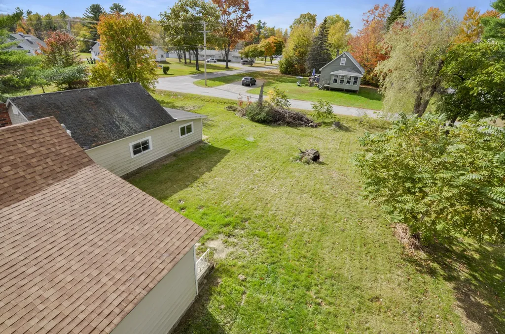 19 Coffin Street Howland ME 04448