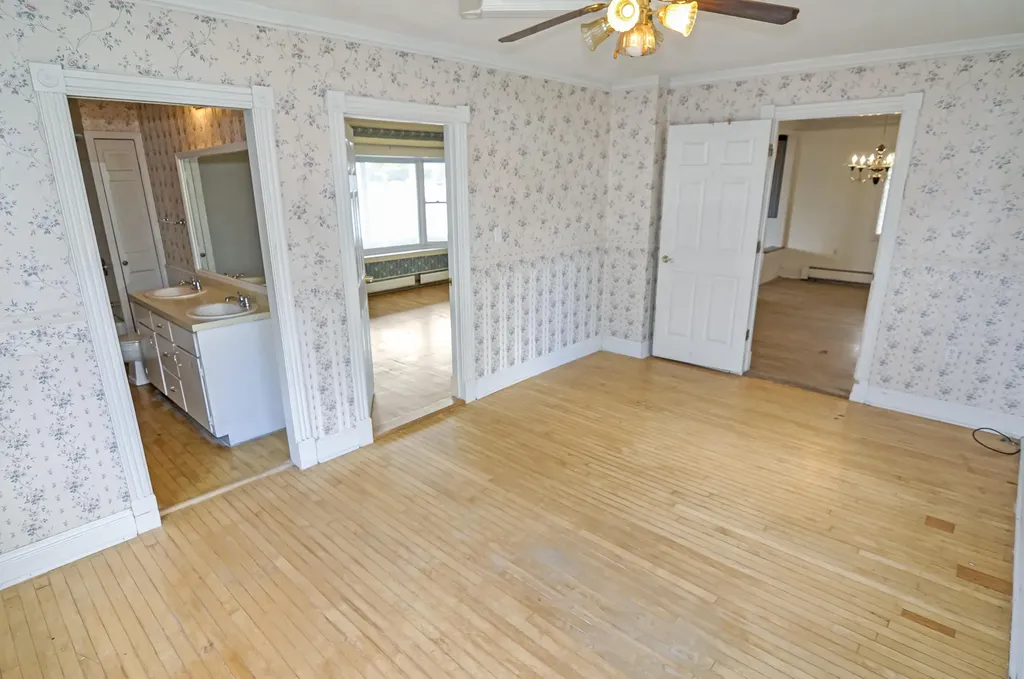 19 Coffin Street Howland ME 04448