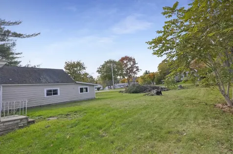 19 Coffin Street Howland ME 04448
