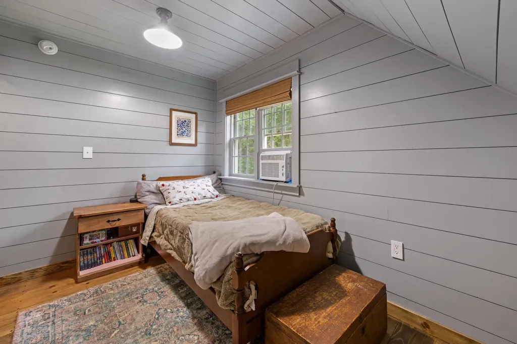 24 Mount Laurel Lane Carmel ME 04419