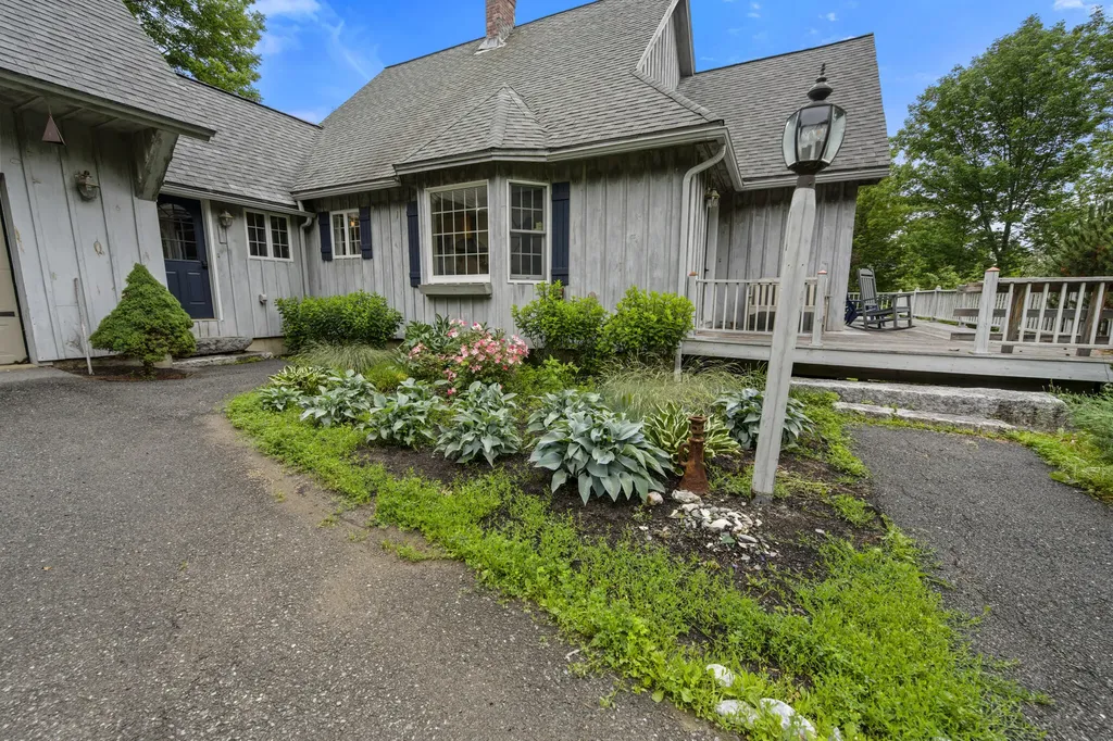 24 Mount Laurel Lane Carmel ME 04419