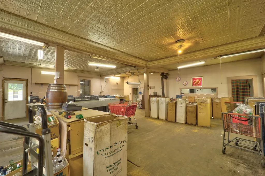 143 N Sedgwick Road Sedgwick ME 04676