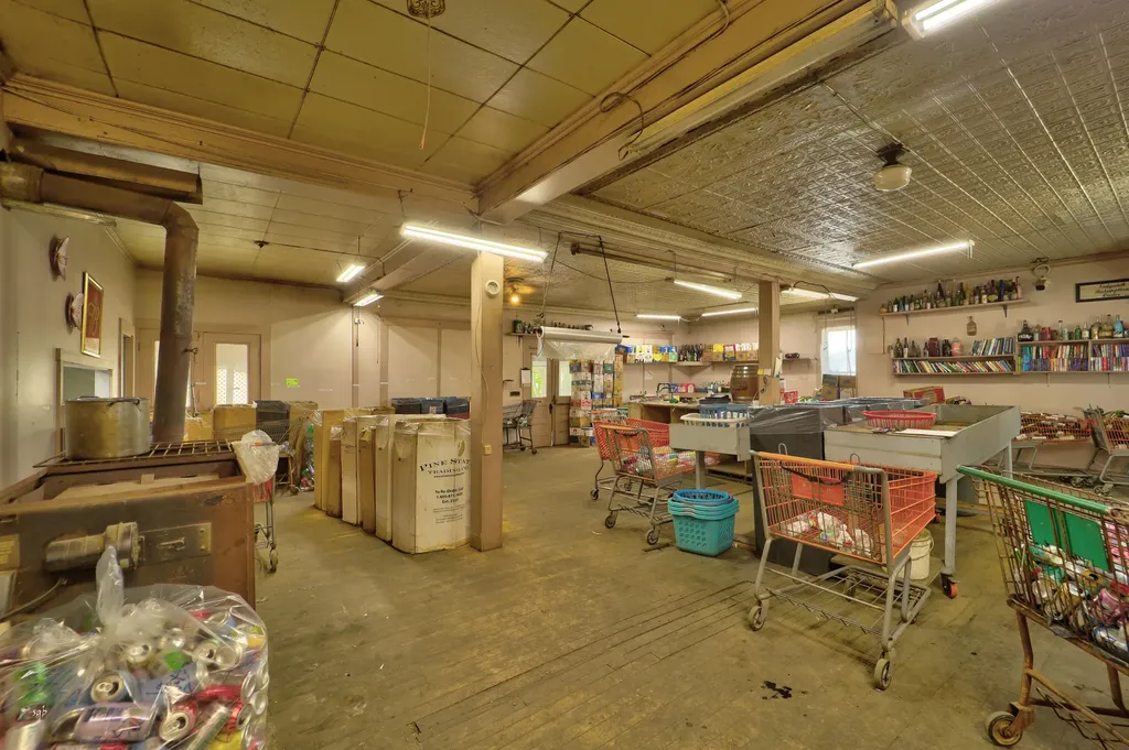 143 N Sedgwick Road Sedgwick ME 04676