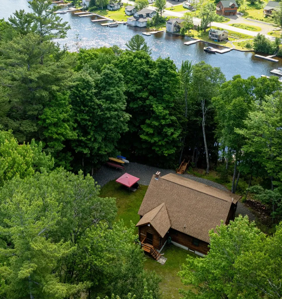 81 Spruce Road Rockwood T1 R1 Nbkp ME 04478