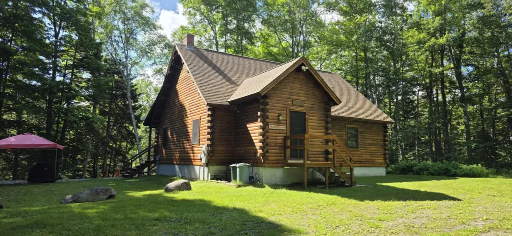 81 Spruce Road Rockwood T1 R1 Nbkp ME 04478