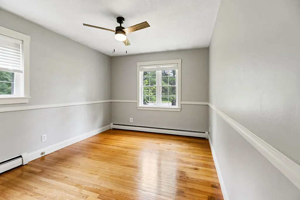 23 W Hill Road Gardiner ME 04345