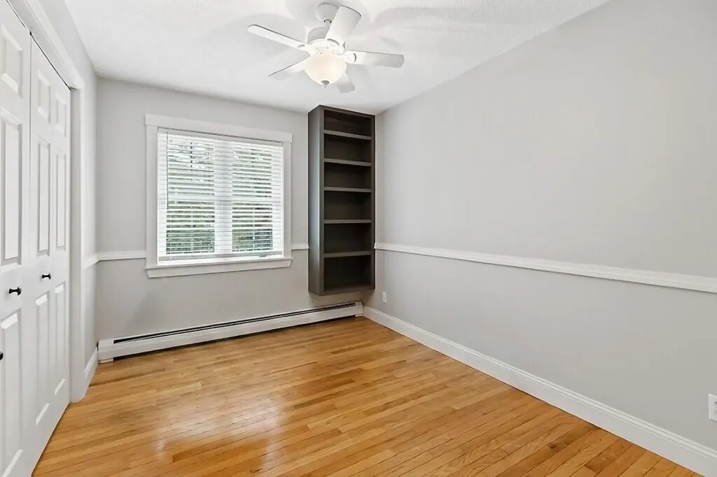 23 W Hill Road Gardiner ME 04345