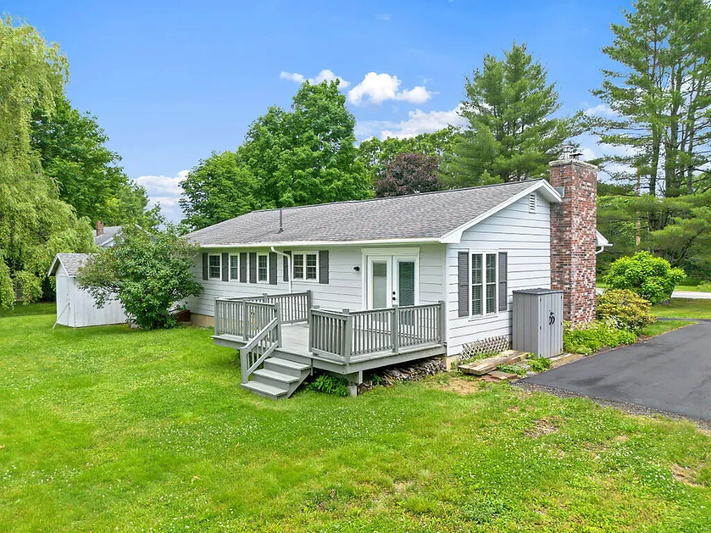 23 W Hill Road Gardiner ME 04345