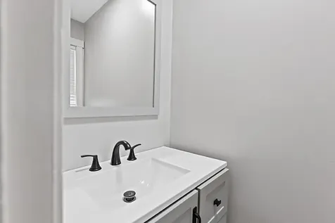 23 W Hill Road Gardiner ME 04345