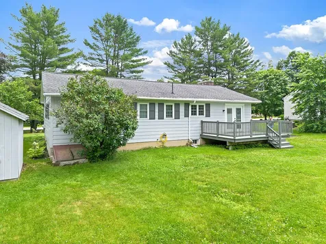 23 W Hill Road Gardiner ME 04345