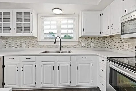 23 W Hill Road Gardiner ME 04345