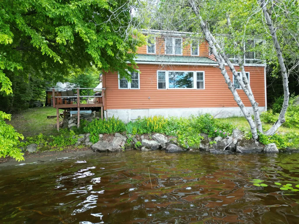 198 Taylor Street Lincoln ME 04457
