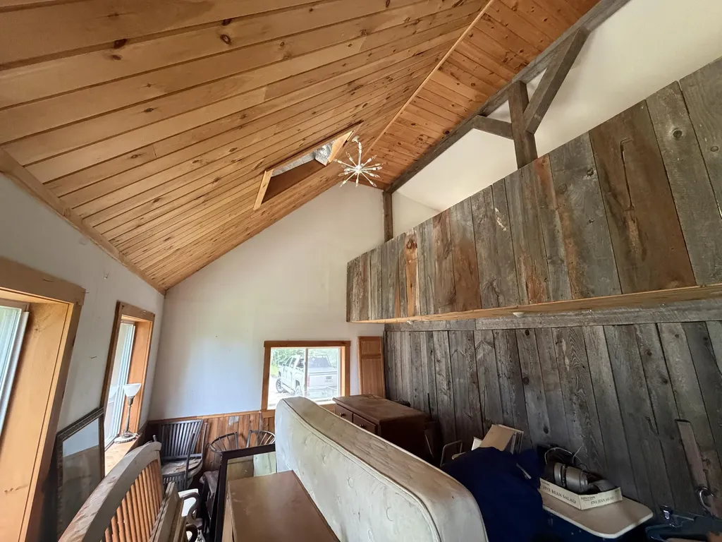 198 Taylor Street Lincoln ME 04457