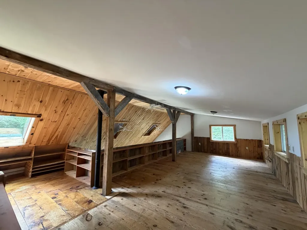 198 Taylor Street Lincoln ME 04457