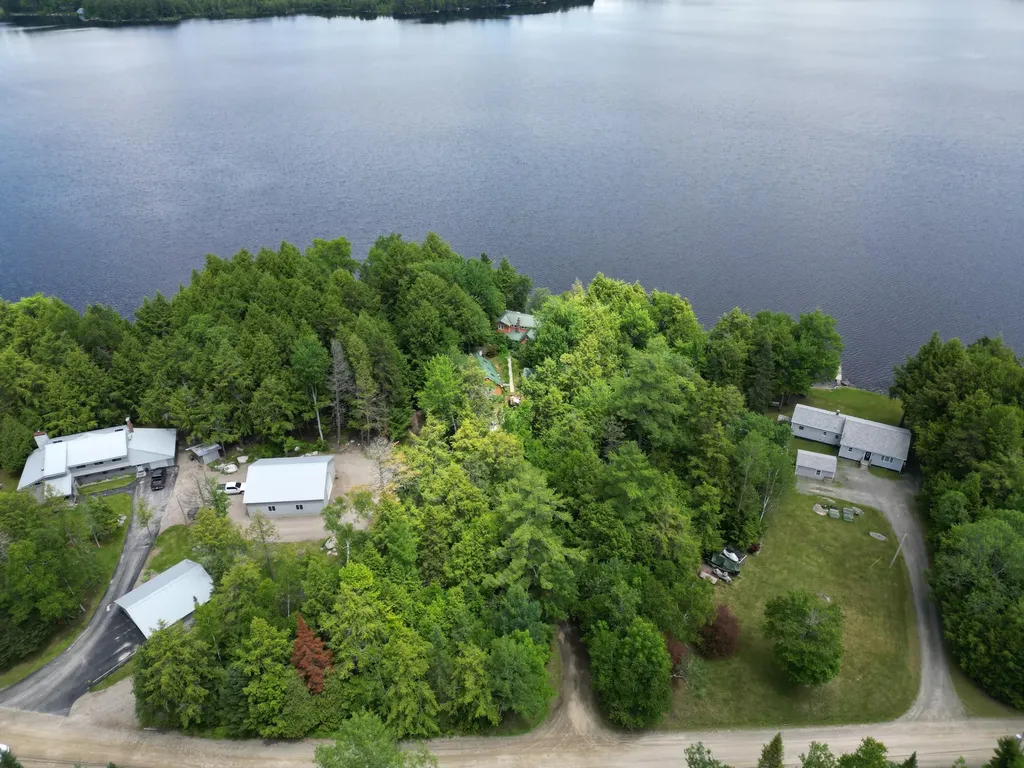 198 Taylor Street Lincoln ME 04457