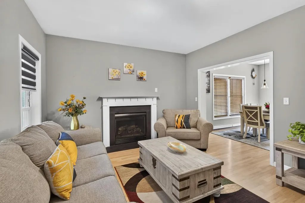 37 Constitution Avenue Hampden ME 04444